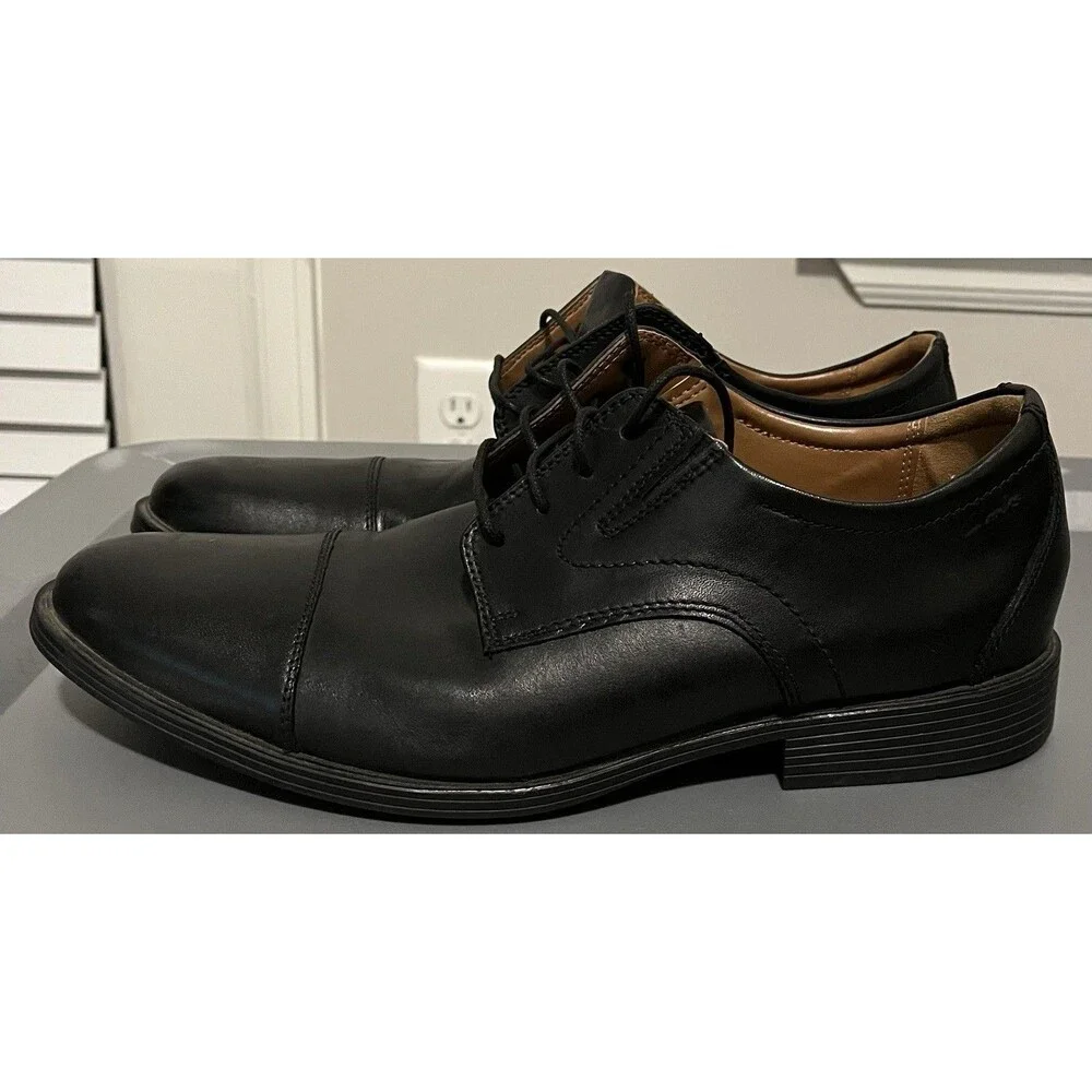 Clarks Men's Whiddon Cap Leather Oxfords black, classic cap-toe Size 11.5